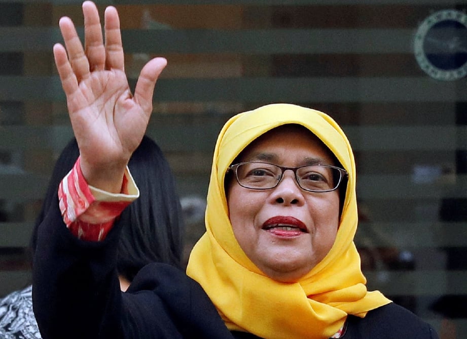 HALIMAH  bakal diumumkan sebagai presiden Singapura, esok. - Foto REUTERS