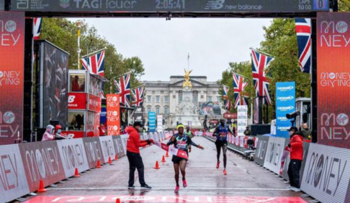 Acara London Maraton 2020 kurang meriah tanpa kehadiran penonton. FOTO Agensi