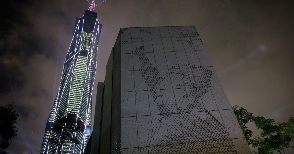 Menara Merdeka 118 mercu kejayaan meniti kemerdekaan – Agong