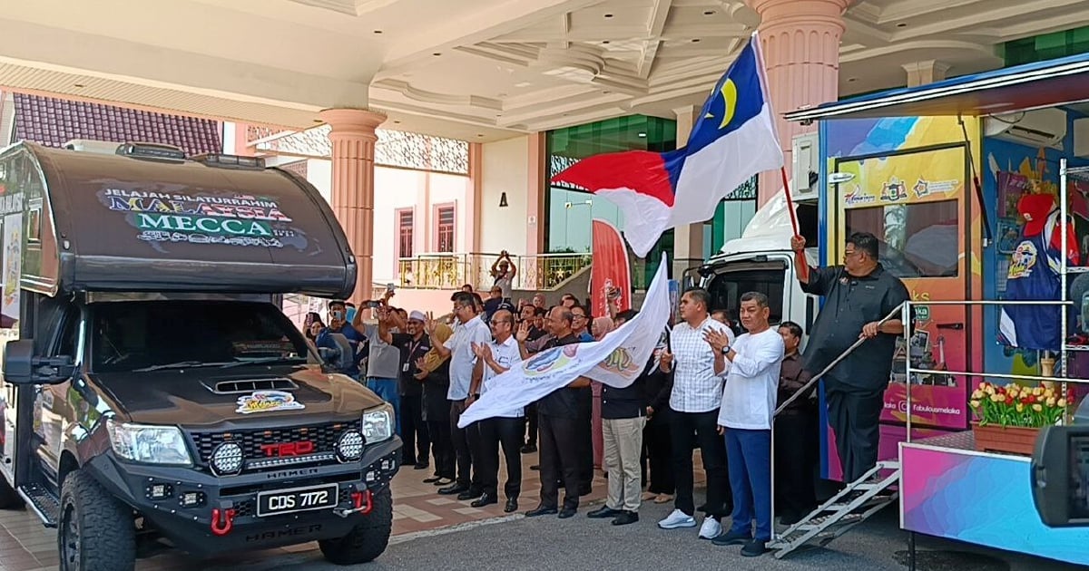 20 peserta mula misi Jelajah Silaturahim Malaysia ke Makkah