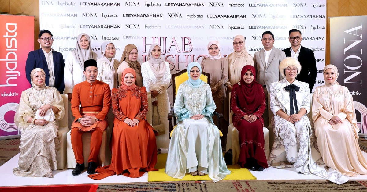 Tengku Permaisuri Selangor berkenan hadiri 'Hijab Fashion Award'