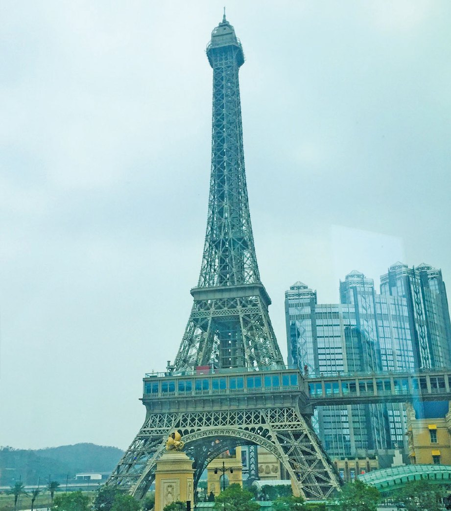 REPLIKA Menara Eiffel antara destinasi wajib dikunjungi.