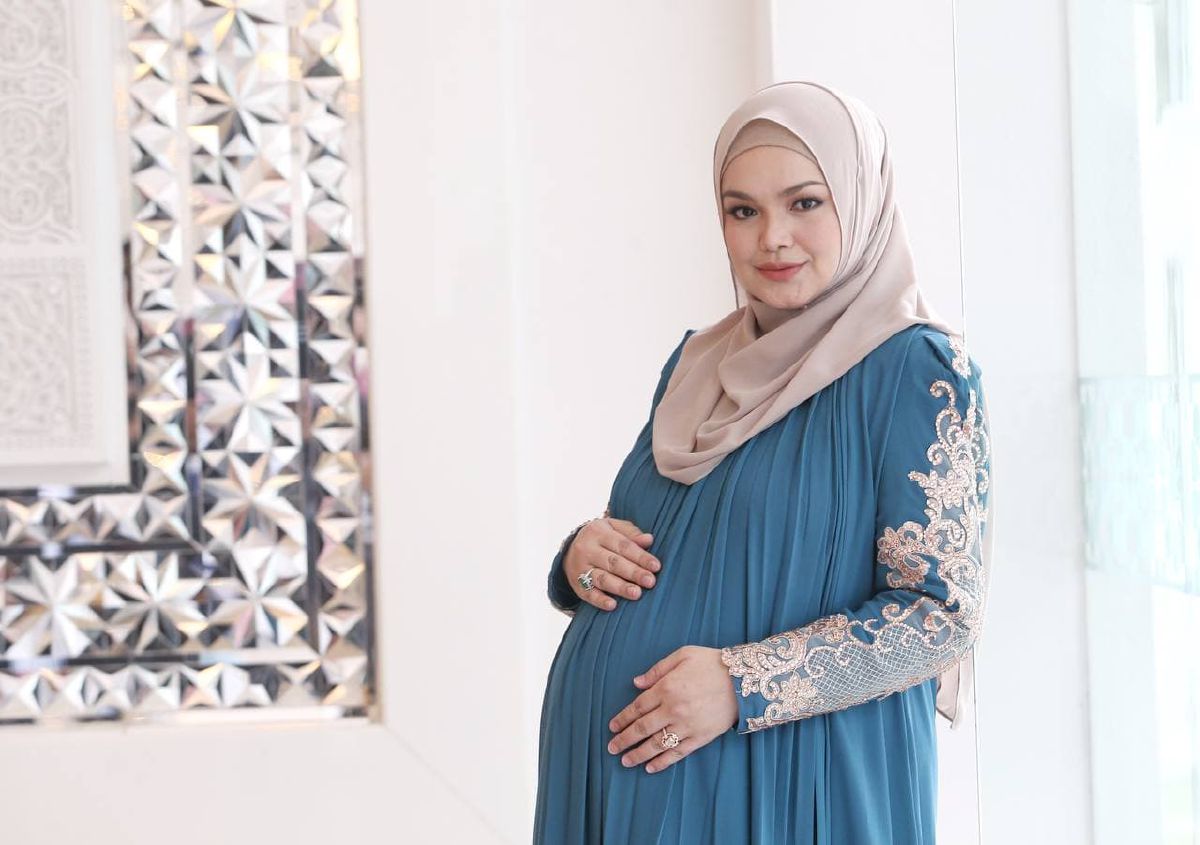 Siti pilih awal Ramadan untuk melahirkan anak keduanya. 