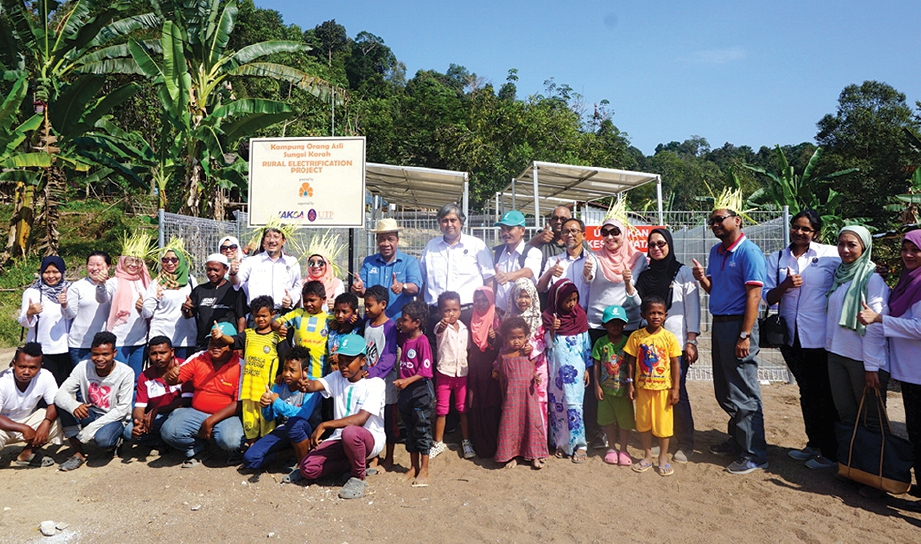 PELANCARAN Projek Elektrifikasi Solar Luar Bandar di Kampung Orang Asli Sungai Karah.