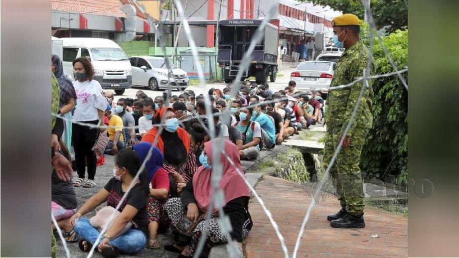 PATI yang ditahan di sekitar Petaling Jaya Lama. FOTO Amirudin Sahib