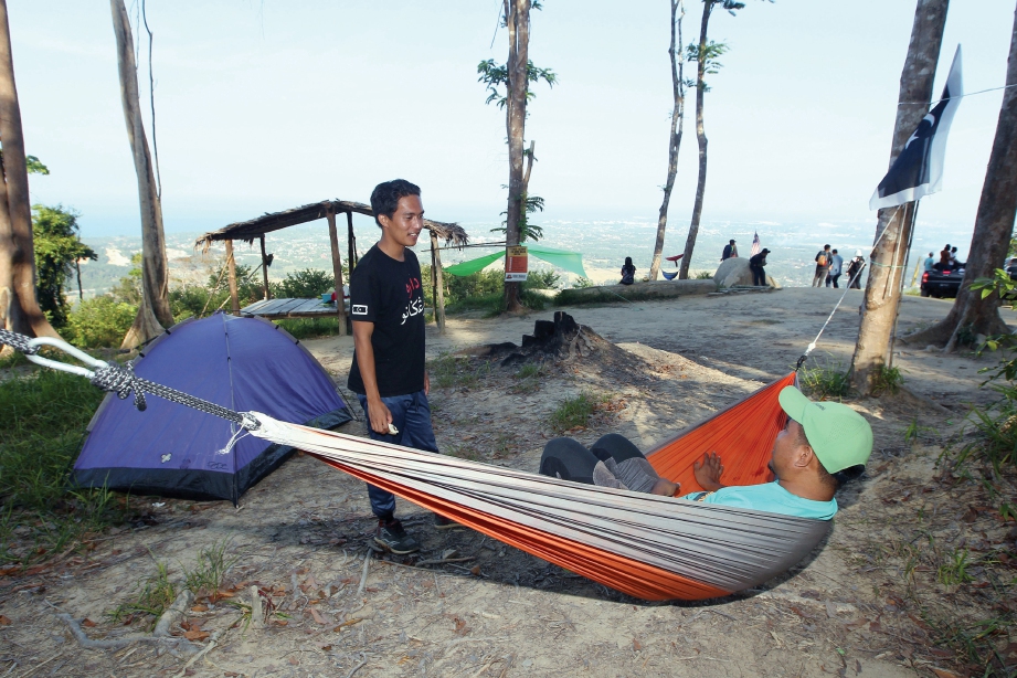BUKIT Maras menjadi destinasi santai yang menarik di Terengganu.