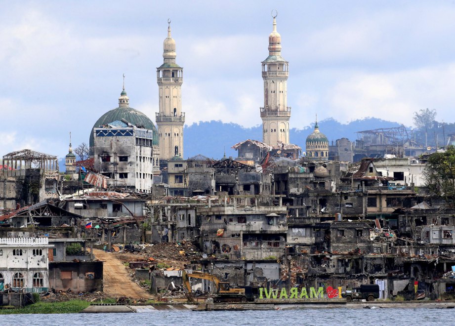 KEADAAN bandar Marawi setelah tamatnya pertempuran selama lima bulan. FOTO Reuters
