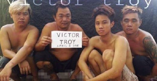 Empat rakyat Malaysia yang diculik dari bot mereka di Semporna, Sabah, 1  April lalu. - Foto Fail