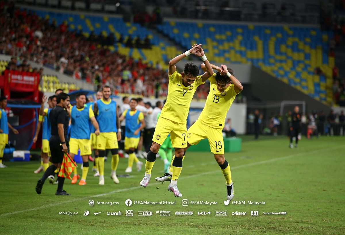FAISAL meraikan kejayaan meledak gol pertama negara dalam aksi perlawanan persahabatan menentang China. FOTO FAM 