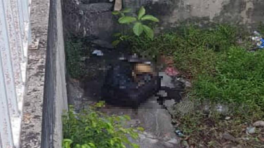 BEG pakaian mengandungi mayat wanita ditemui di dalam longkang Seksyen 27, Shah Alam.