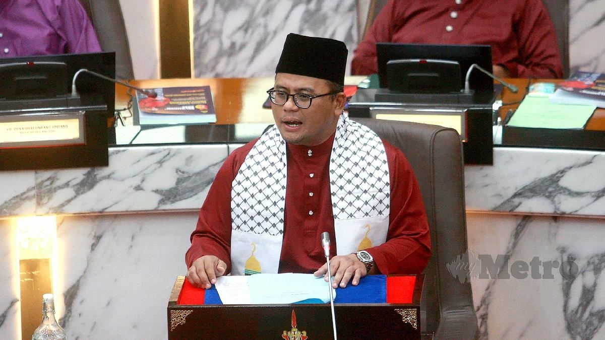 AMIRUDIN ketika membentangkan Belanjawan Selangor 2024 di Dewan Negeri Selangor, Shah Alam, hari ini. FOTO Faiz Anuar