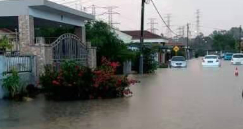 Klang dilanda banjir kilat  Harian Metro