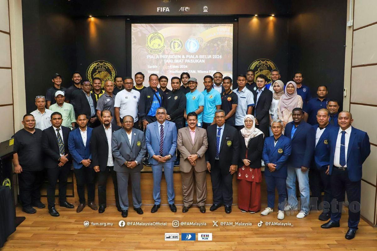 MD Dali (barisan depan, tujuh dari kanan) bersama Noor Azman (barisan depan, enam dari kiri) pada Sesi Taklimat Pasukan Piala Presiden & Piala Belia 2024, hari ini. FOTO FB FAM