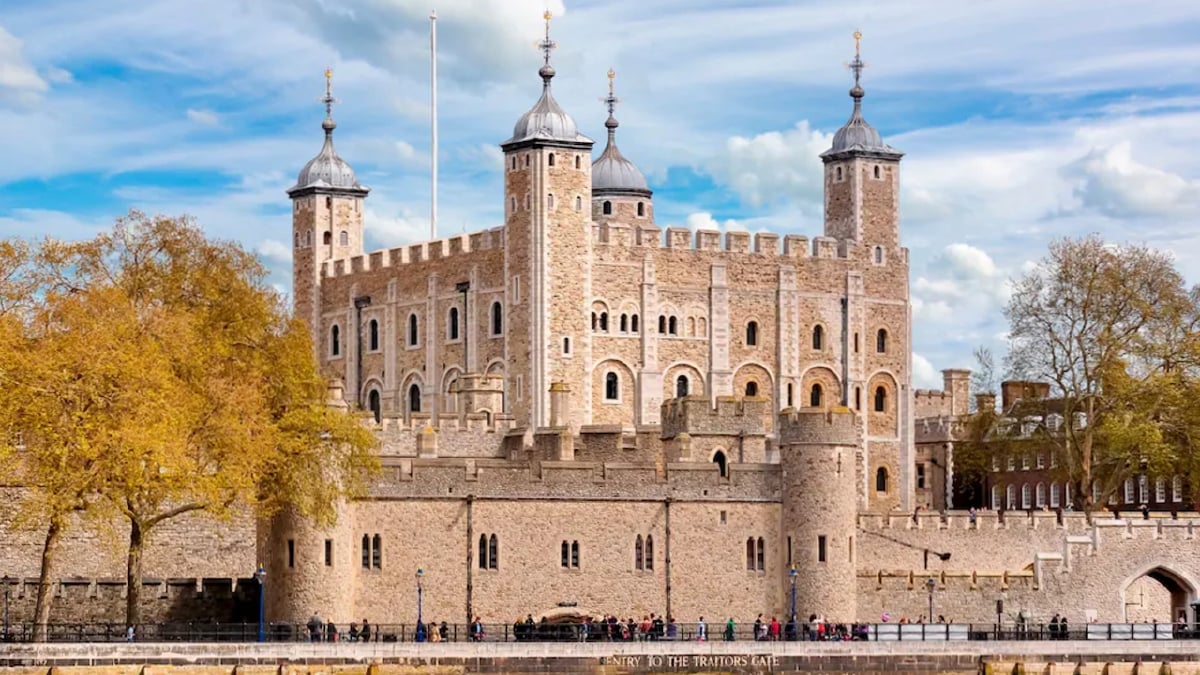 MENARA London dikatakan antara bangunan paling berhantu di United Kingdom (UK). FOTO Vladislav Zolotov/iStockphoto