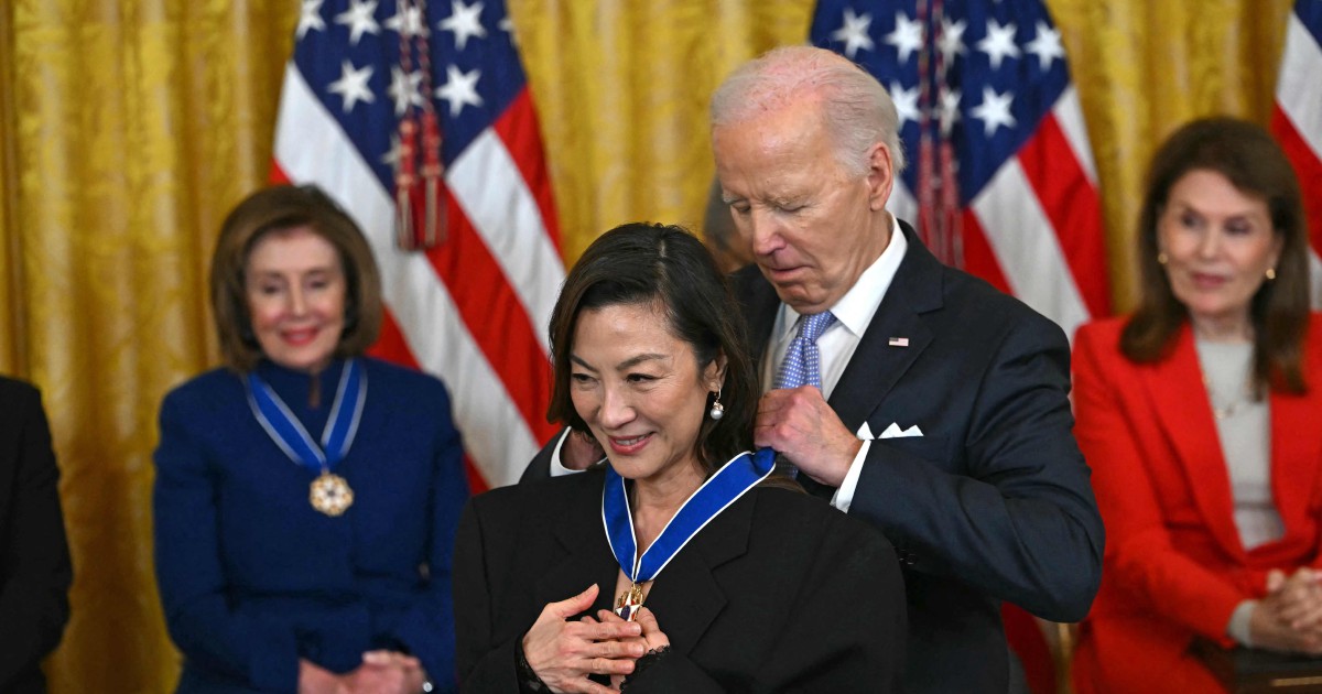 Michelle Yeoh terima anugerah Pingat Kebebasan Presiden AS