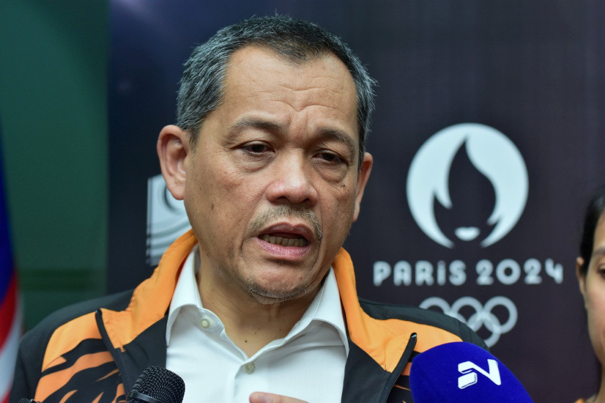 KETUA Kontinjen Malaysia Sukan Olimpik Paris 2024 Datuk Hamidin Mohd Amin ketika ditemui media selepas melakukan lawatan ke Pusat Latihan Sukan Bukit Jalil hari ini. FOTO BERNAMA