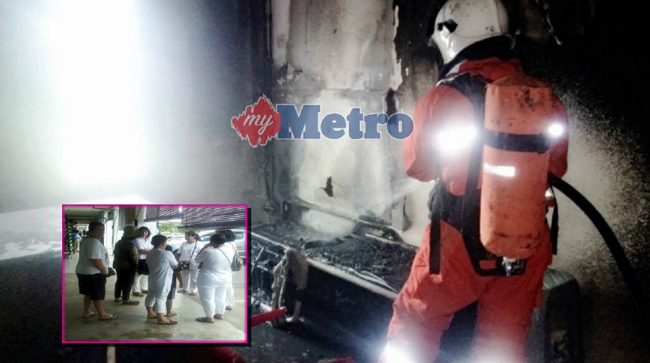 ANGGOTA bomba memadam kebakaran di pusat kesihatan di Miri yang dibakar lelaki kurang siuman, hari ini. Pelanggan yang berjaya menyelamatkan diri dalam kebakaran (gambar kecil). FOTO Ihsan JBPM