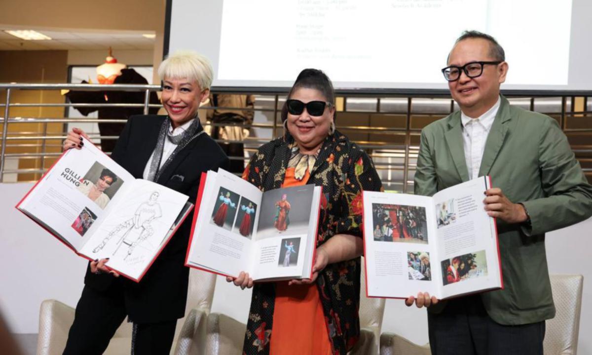  PELANCARAN buku mewah ‘Malaysian Fashion: A Journey in Colour’.