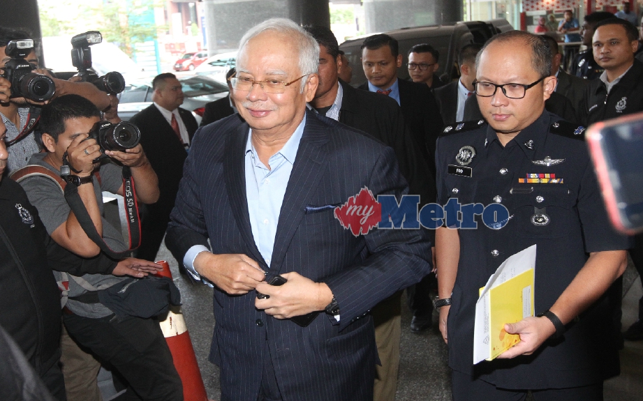 Najib ketika tiba di pejabat JSJK di Menara KPJ (No. 238) dari Ibu Pejabat SPRM , Putrajaya. FOTO Mohd Yusni Ariffin 