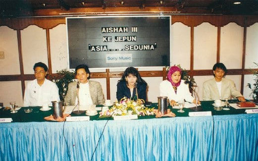 KETIKA sidang media pelancaran album Aishah.