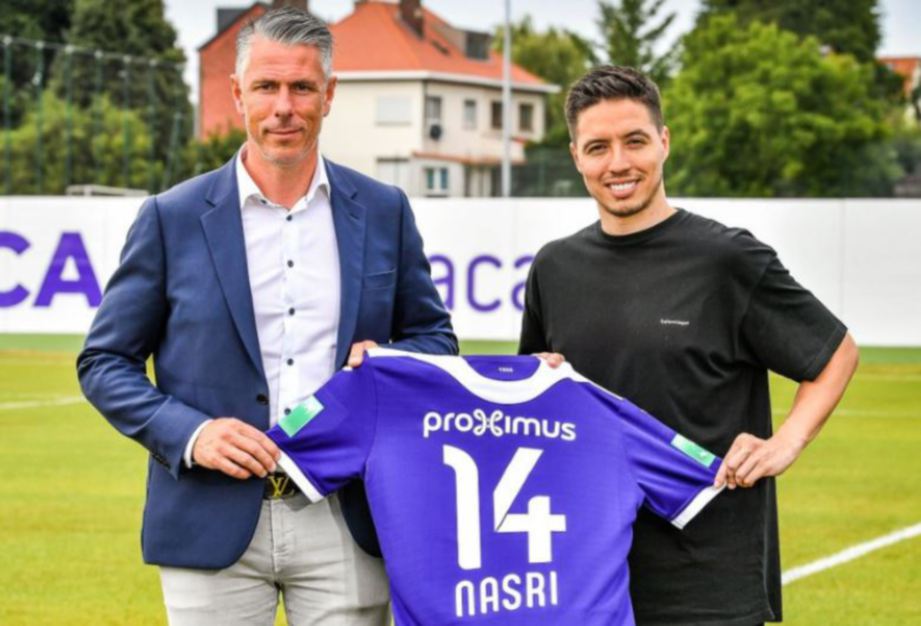 NASRI (kanan) mengikat kontrak setahun di Anderlecht. — FOTO Twitter Anderlecht