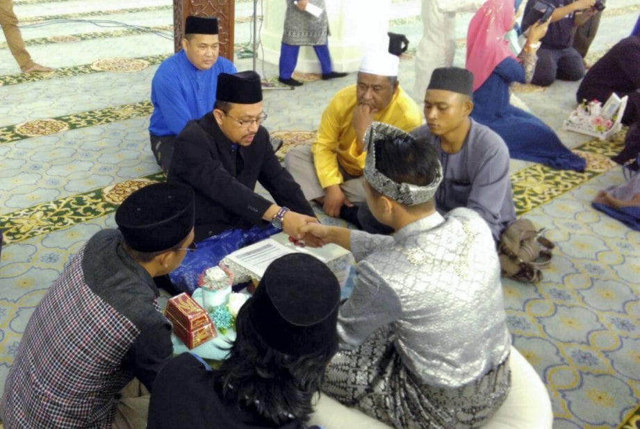 Pdf Anak Tak Sah Taraf Dalam Konteks Undang Undang Keluarga Islam Di Malaysia