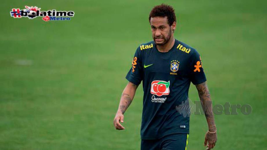 Neymar akan digantikan oleh Dani Alves selaku kapten Brazil. FOTO AFP 