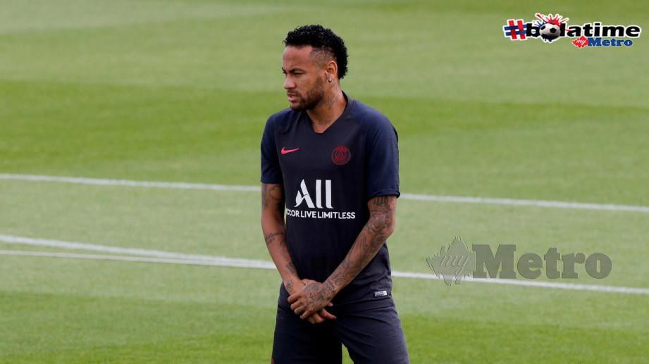Neymar mahu kembali ke Barcelona. FOTO REUTERS