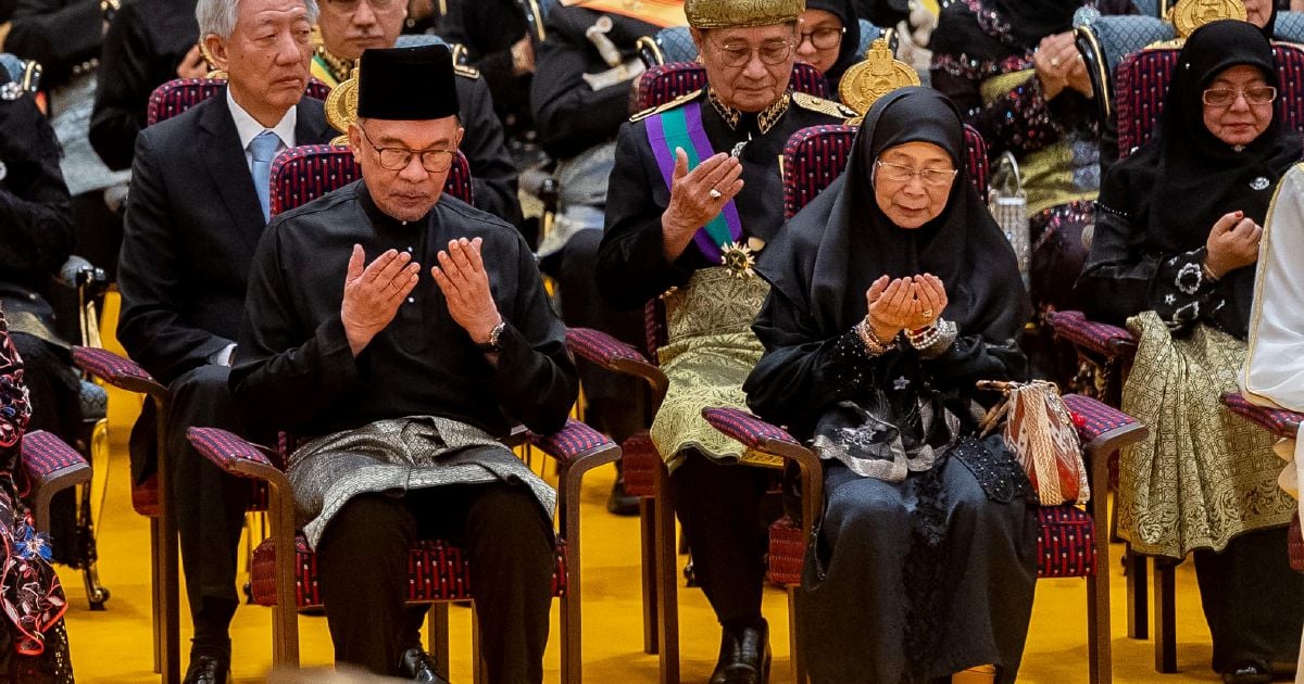 Anwar, Wan Azizah titip doa buat Putera Mateen dan pasangan