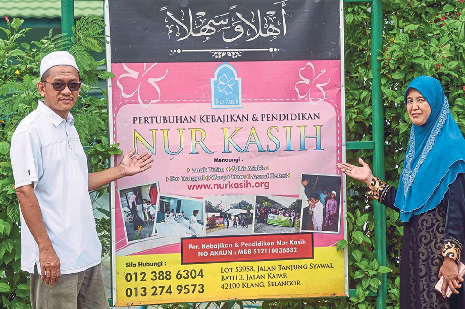 ZUBIR dan Maryam melakukan pelbagai projek ekonomi untuk menampung kos operasi Nur Kasih.