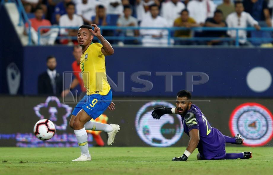 GABRIEL Jesus menjaringkan gol pertama Brazil ketika perlawangan dengan Arab Saudi. FOTO Reuters