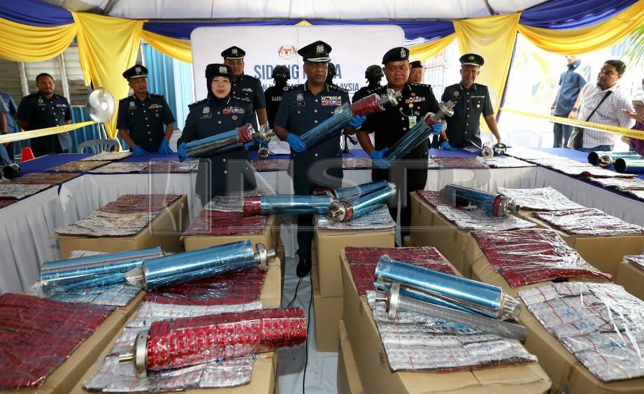 T Subromaniam pada sidang media susulan kejayaan Jabatan Kastam Diraja Malaysia bersama Polis Diraja Malaysia menumpaskan sindiket pengedaran dadah. FOTO Iqmal Haqim Rosman