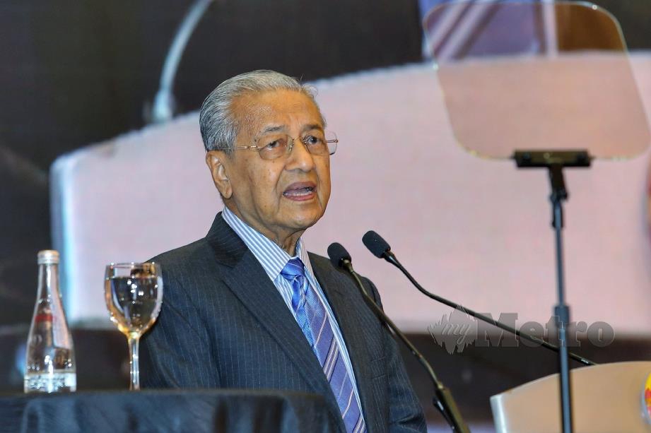 KUALA LUMPUR 08 FEBRUARI 2020. Prime Minister Tun Dr Mahathir Mohamad deliver speech at the Third Conference of The League of “Parliamentarians for Al-Quds” “Towards Strategy for Defending Al-Quds” at the One World Hotel. NSTP/ASWADI ALIAS.