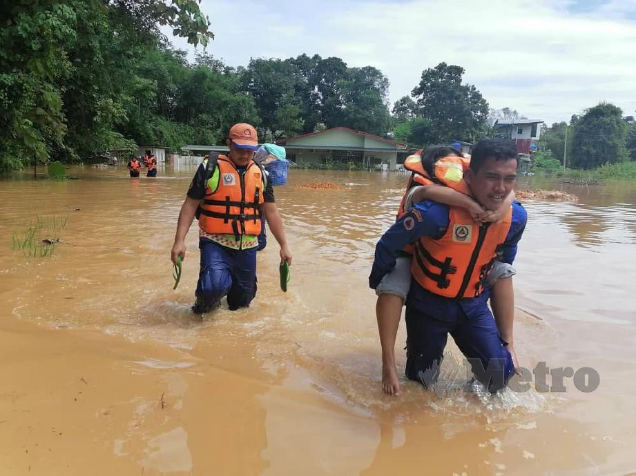 ANTARA kawasan dilanda banjir di Sabah. FOTO ihsan APM