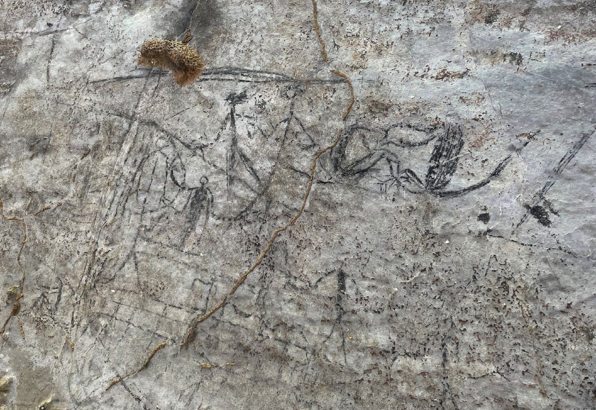 GEONAT menemui lukisan gua yang dianggarkan berusia antara 2,500 hingga 4,000 tahun di Gua Kanthan, Chemor. Ini merupakan lukisan gua yang pertama ditemui di Gua Kanthan. FOTO Bernama