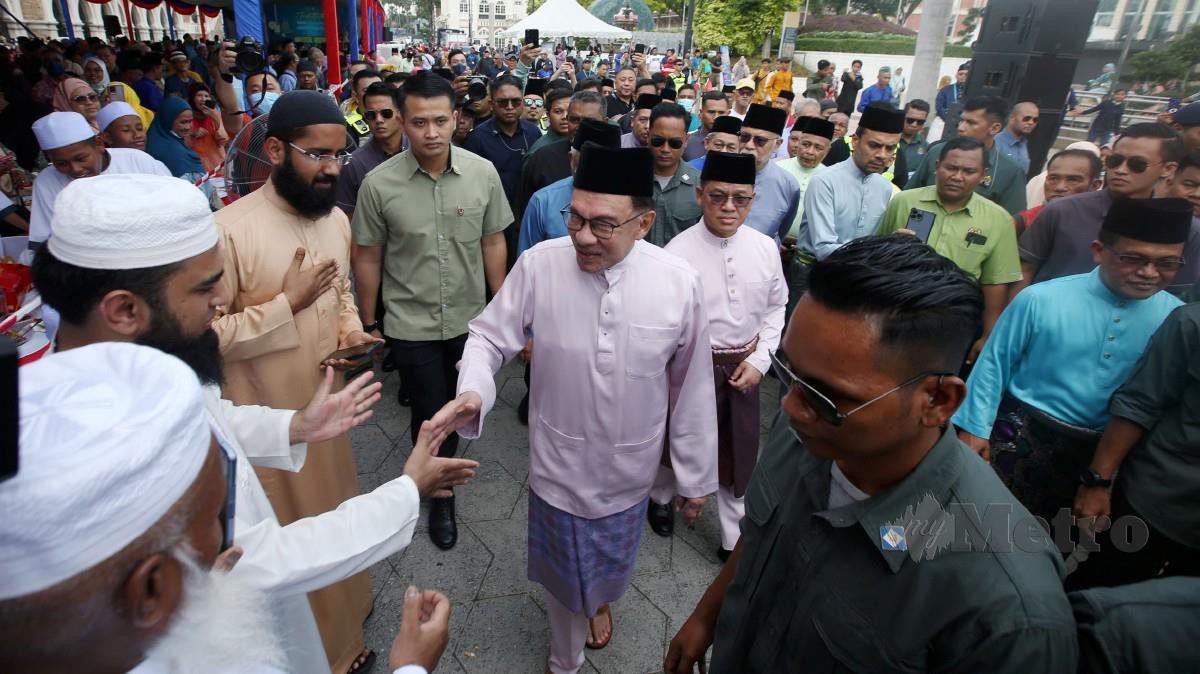 ANWAR Ibrahim hadir di Majlis Aidilfitri Malaysia MADANI. FOTO Eizairi Shamsudin