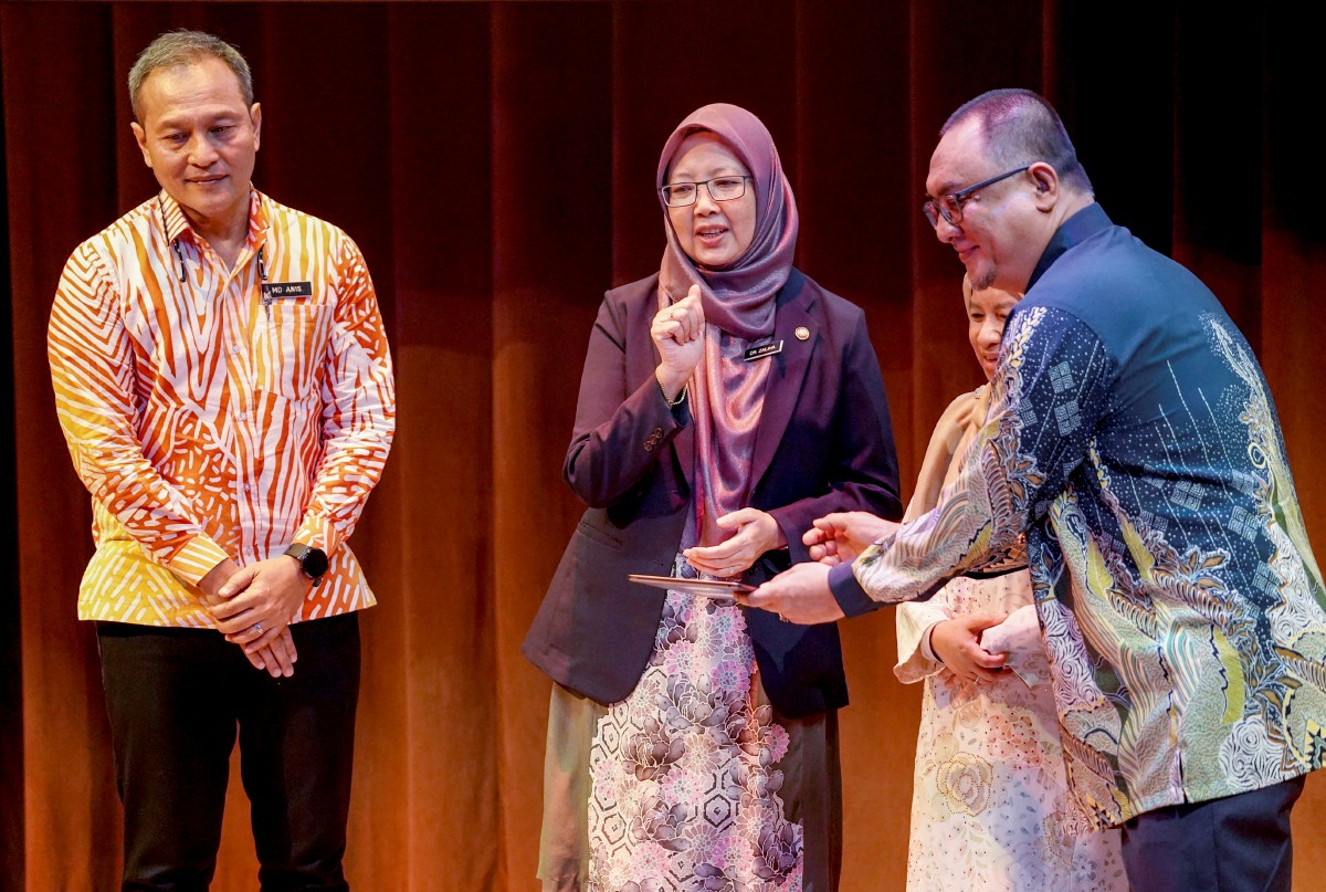 DR Zaliha Mustafa ketika gimik perasmian Minggu Kesedaran Perdermaan Organ Peringkat Kebangsaan 2023 di Putrajaya. FOTO Mohd Fadhli Hamzah.
