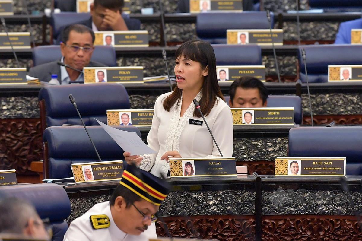 TEO Nie Ching pada sesi Waktu Pertanyaan-pertanyaan Menteri sempena Sidang Dewan Rakyat. FOTO Bernama