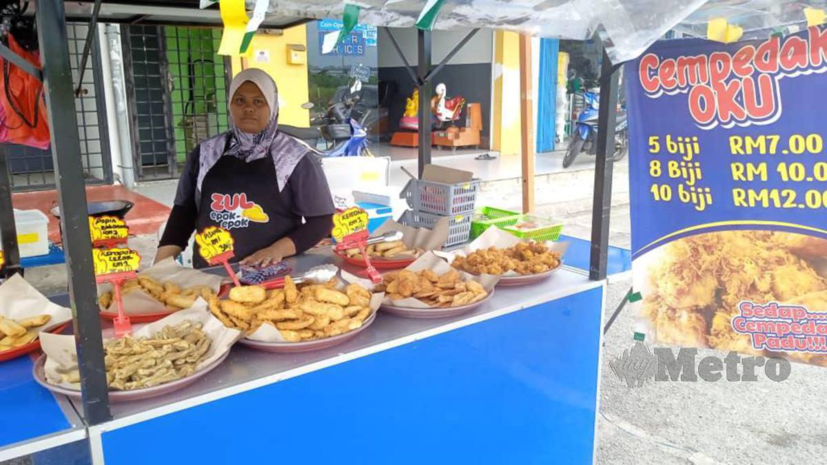 Siti Nuratika tiada modal untuk membuka semula gerai pisang dan cempedak goreng di  Bukit Mutiara, Bandar Dato' Onn, Johor Bahru. FOTO Ihsan Siti Nuratika Mohd Suhaimi