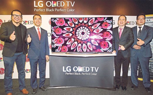 MAJLIS pelancaran TV lengkung LG 4K Oled di Kuala Lumpur.