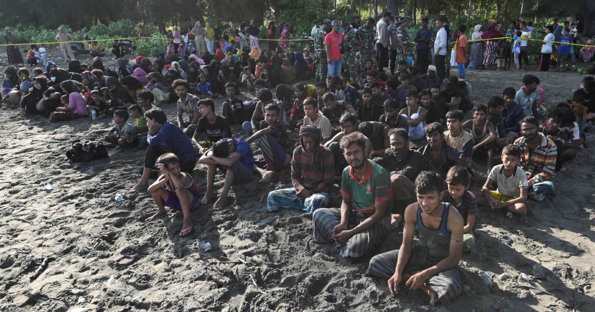 Nelayan selamatkan Rohingya selepas bot terbalik di Aceh
