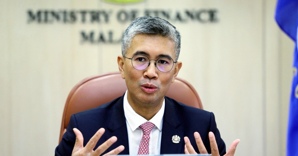 Terkini menteri kewangan malaysia Senarai Menteri