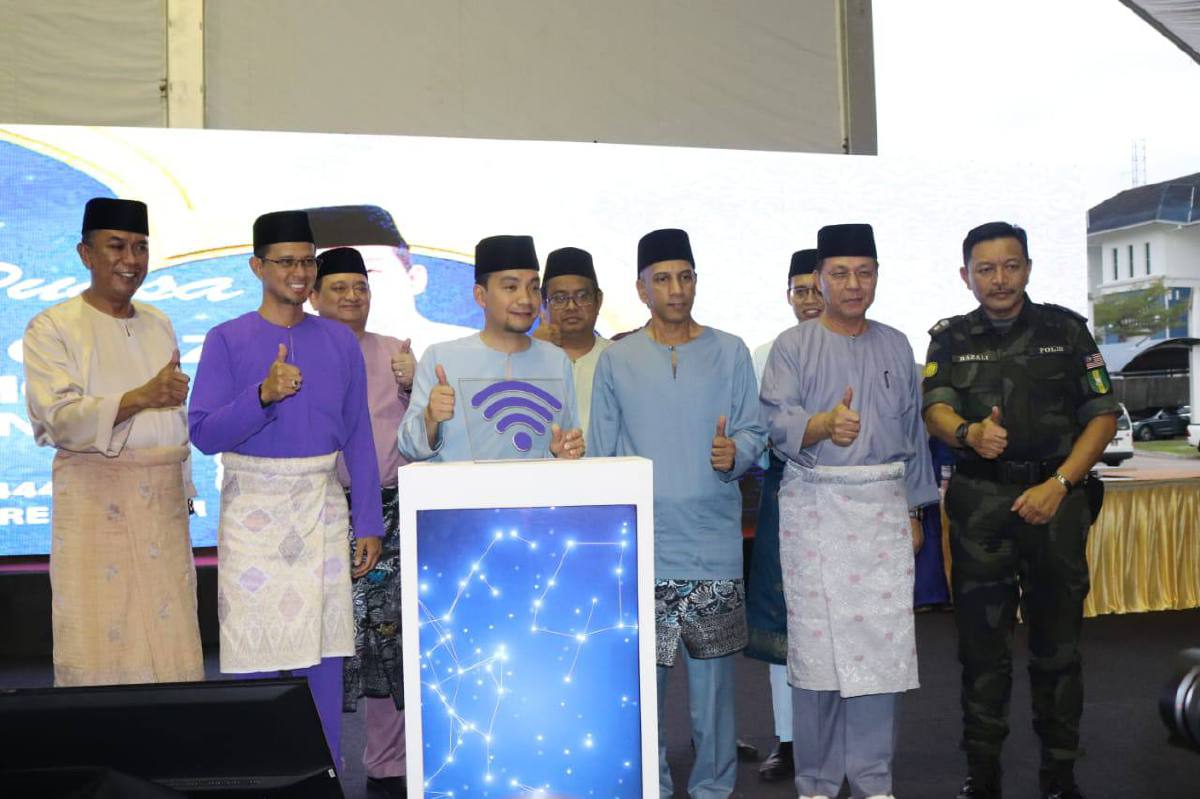 ONN Hafiz pada Majlis Pelancaran Inisiatif Wifi Masjid dan Surau Peringkat Negeri Johor Tahun 2023 di Simpang Renggam. FOTO Mohamad Fahd Rahmat.