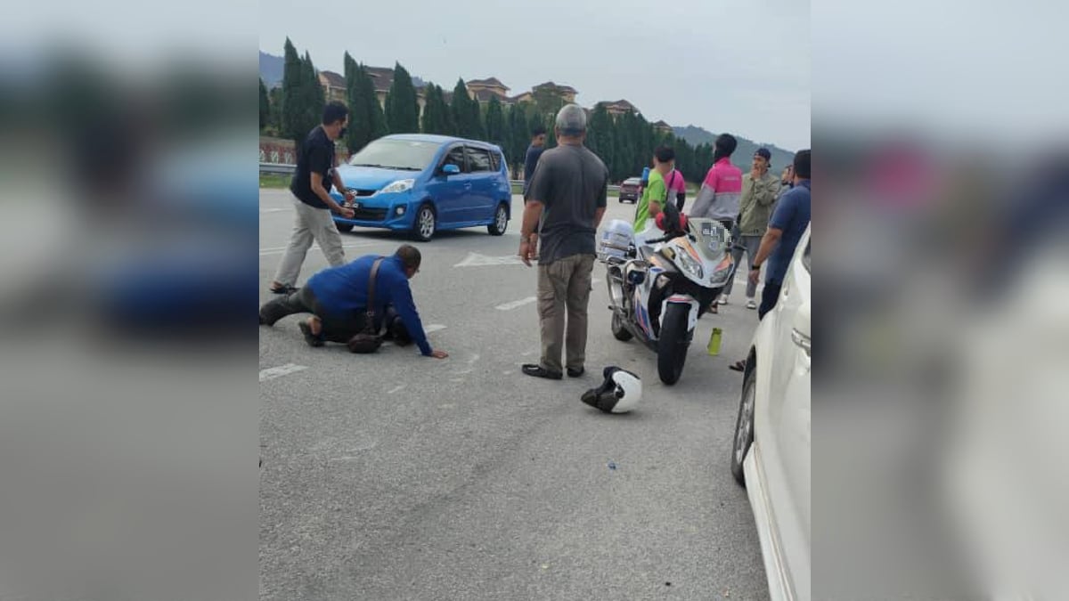 ANGGOTA polis parah di kepala selepas dirempuh pemandu pacuan empat roda berhampiran pejabat Jabatan Pengangkutan Jalan (JPJ), Kulim hari ini. FOTO IHSAN PDRM.