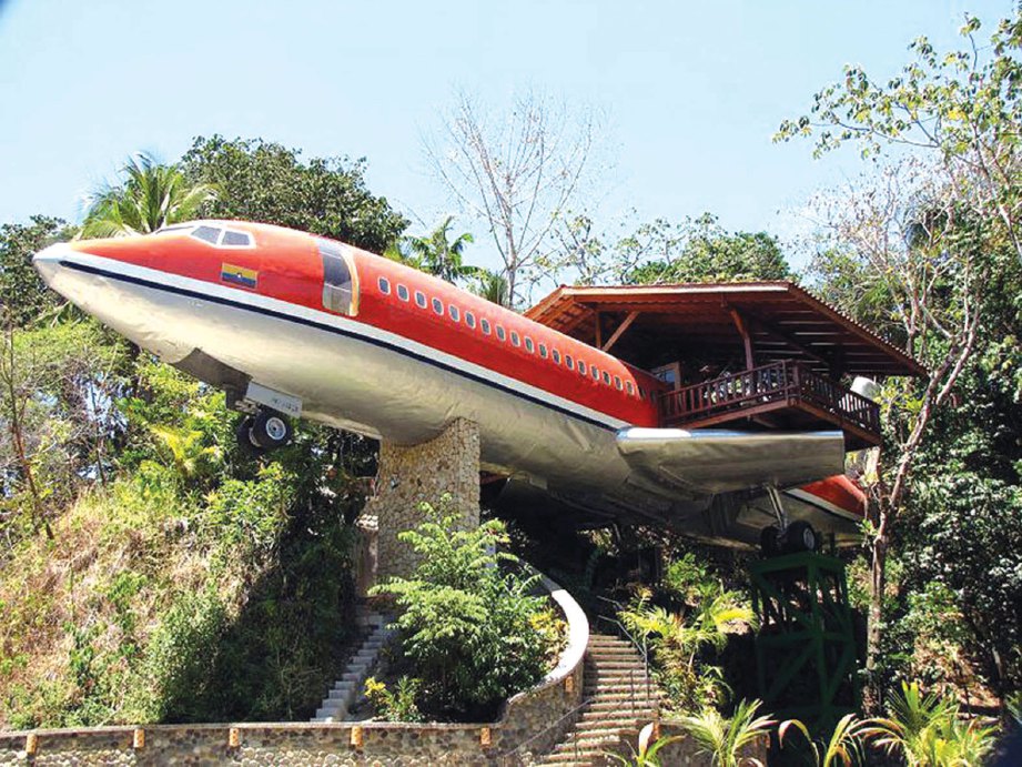 PLANE Treehouse dibina menggunakan pesawat 1965 Boeing 727.