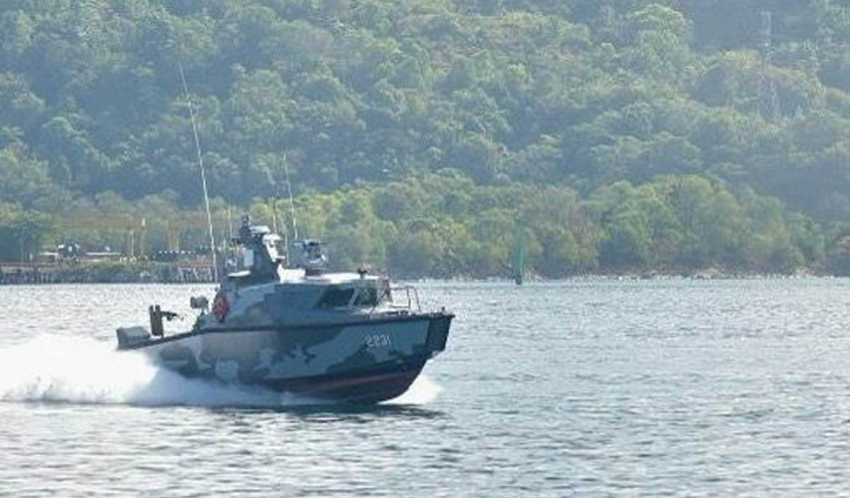 DEMONSTRASI keupayaan bot pemintas laju atau dikenali sebagai Fast Interceptor Craft (FIC)G2000 Mk II. FOTO Jabatan Penerangan Sabah 