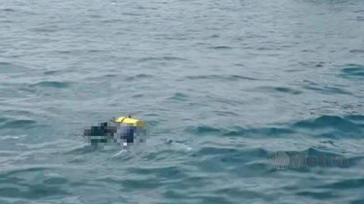 Mayat dipercayai seorang penyelam ditemukan terapung di kedudukan 8.7 batu nautika barat daya Sungai Besar. FOTO Ihsan APMM Selangor
