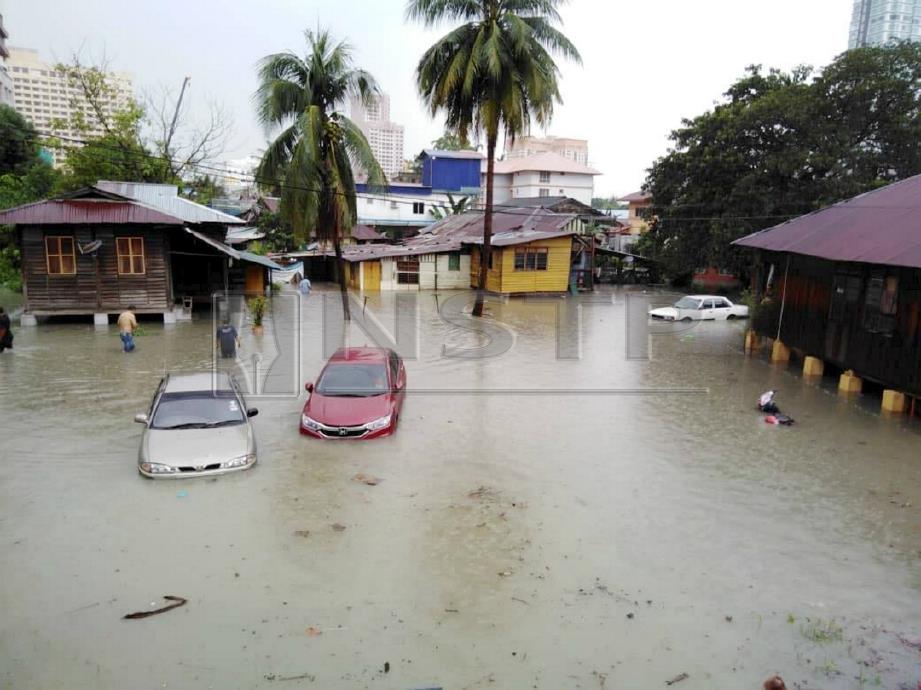 Banjir kilat di Kuala Lumpur | Harian Metro