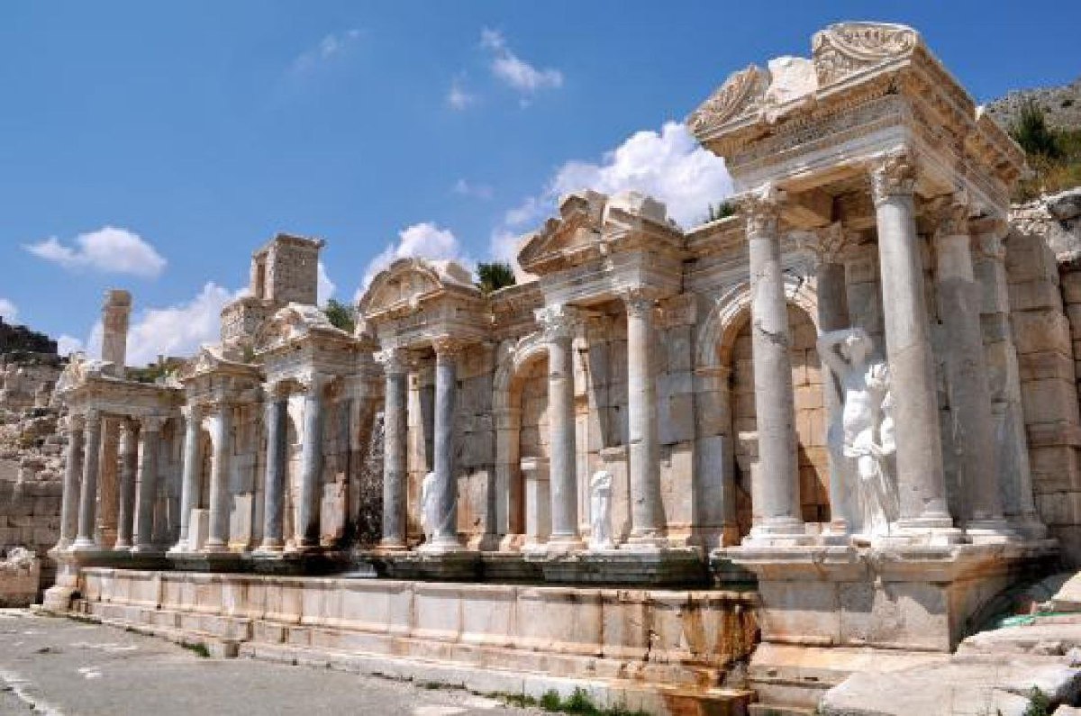TAPAK Arkeologi Sagalassos yang kaya dengan sejarah era empayar Roman. 
