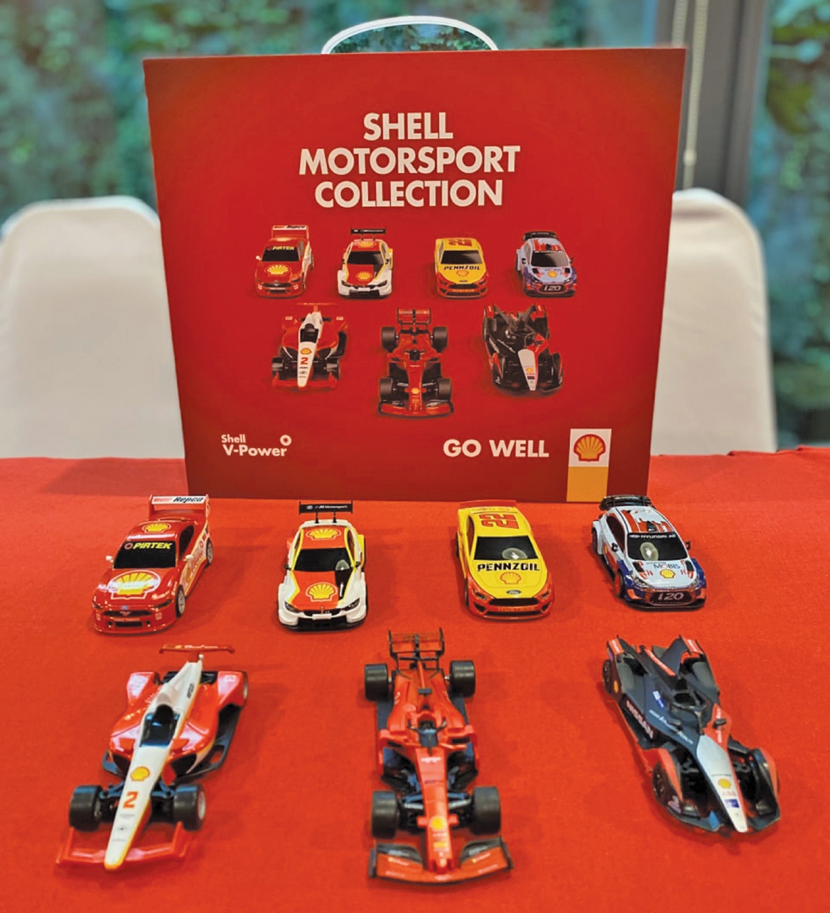 TUJUH koleksi kereta kawalan jauh Shell Motorsports.
